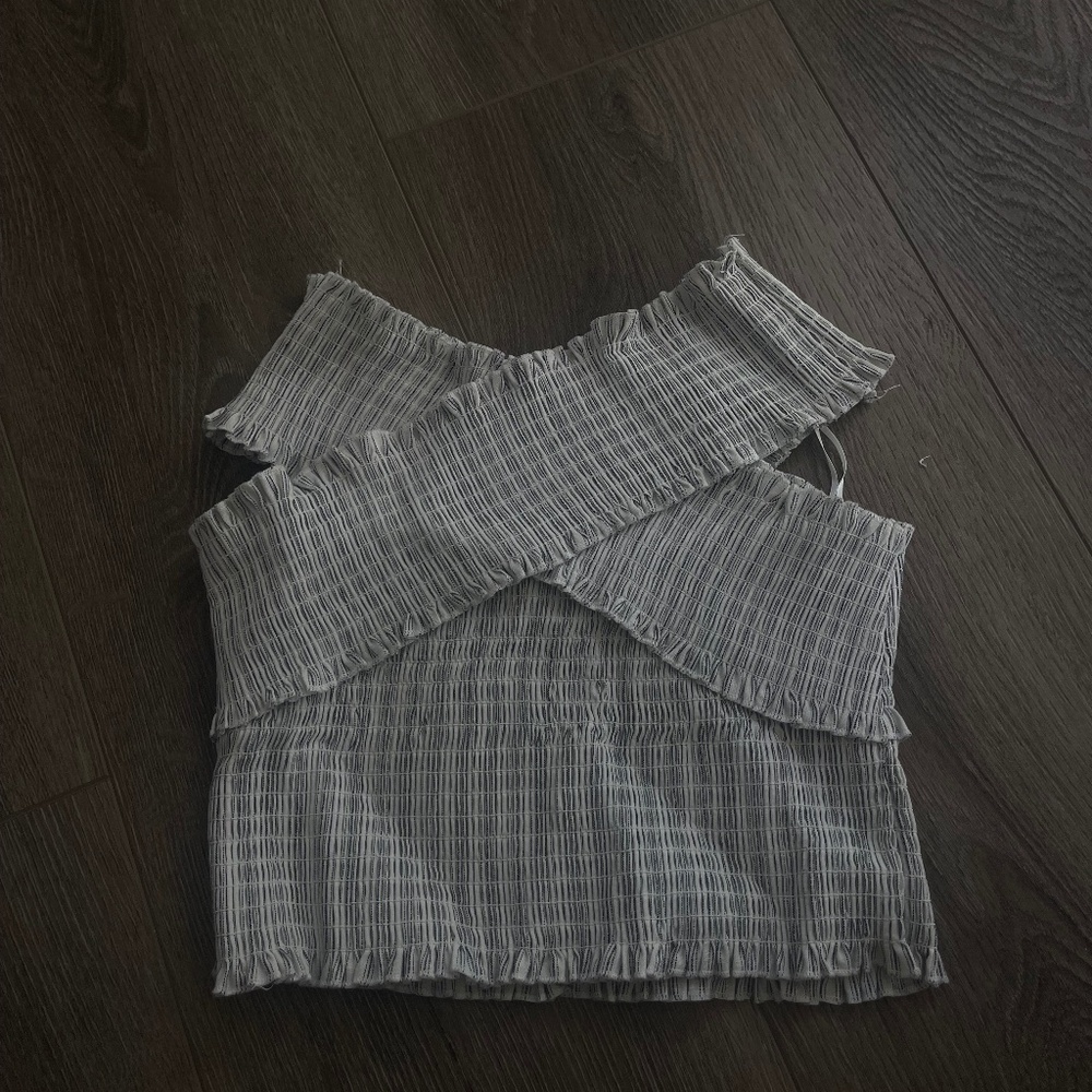 URBAN OUTFITTERS TOP NWT